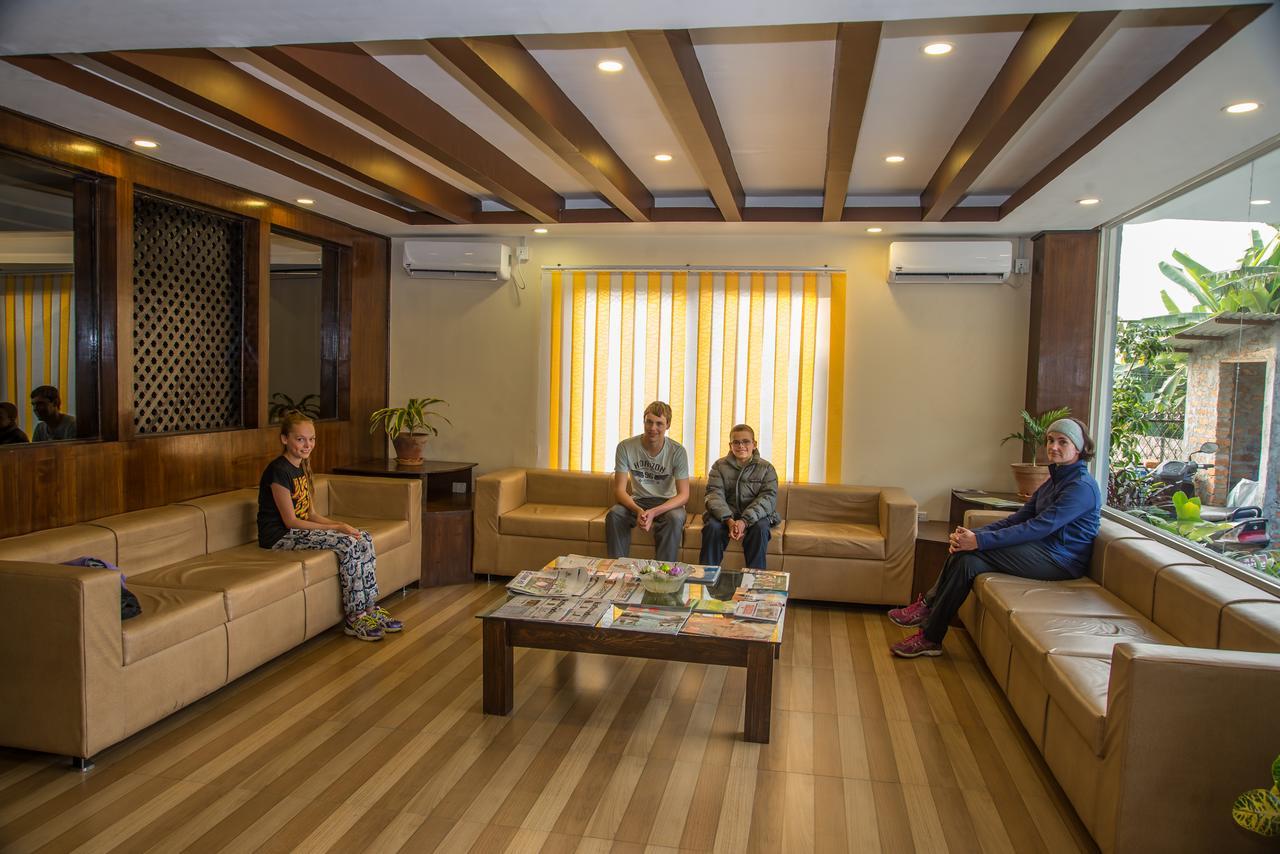 פוקהרה Hotel The Coast מראה חיצוני תמונה