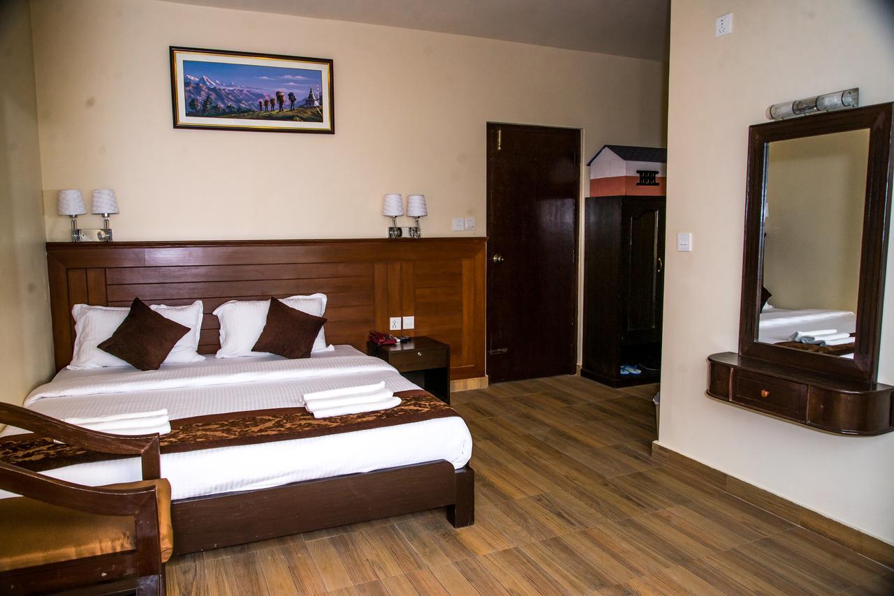 פוקהרה Hotel The Coast מראה חיצוני תמונה
