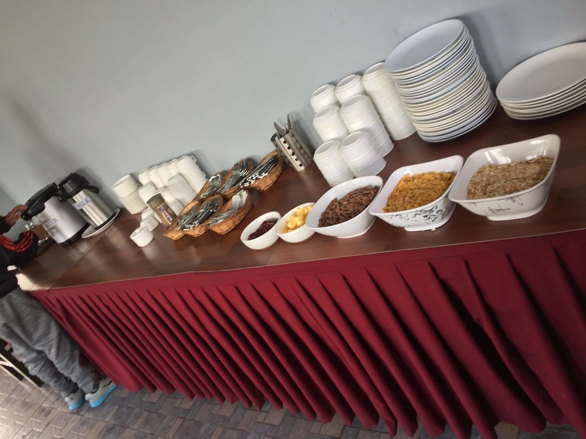 פוקהרה Hotel The Coast מראה חיצוני תמונה